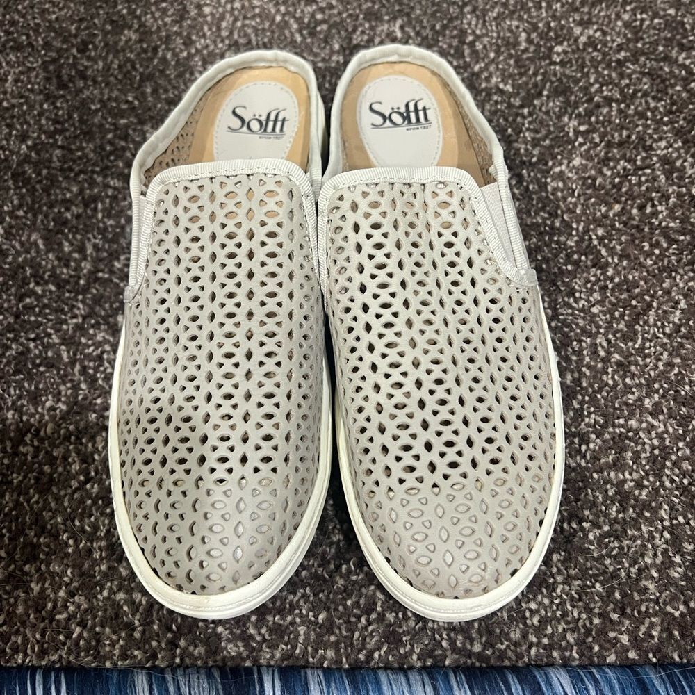 Sofft Women's Gray Slip-On Shoes